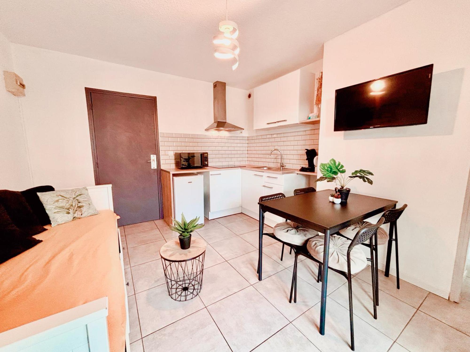 Appartement Calme Avec Jardin Privatif - 3 - カネ エクステリア 写真